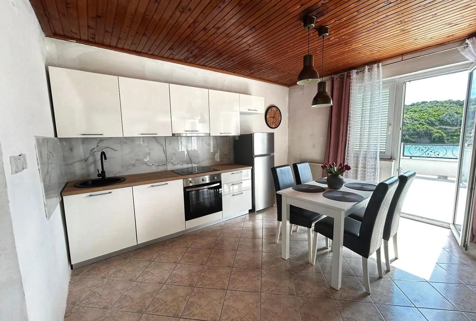 Kuki Appartements Rab Supetarska Draga Croatia
